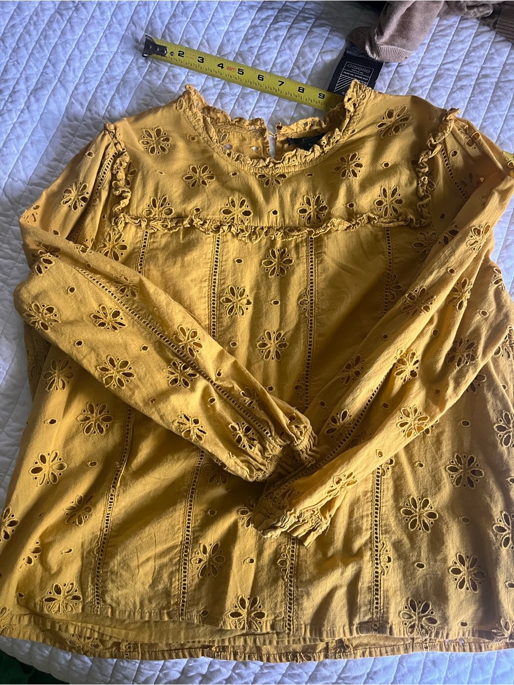 Pretty yellow cotton J. Crew vintage-style boho eyelet blouse. Large